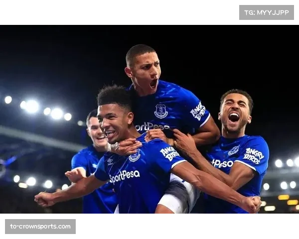 切尔西与埃弗顿上演进球大战 英超中游集团分差再度压缩 切尔西与埃弗顿上演进球大战 英超中游集团分差再度压缩